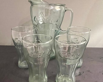 Vintage Coca Cola Grüner Glaskrug und Set aus 4 Glasbechern~Schweres~Trinkgeschirr-Set~Coca Cola