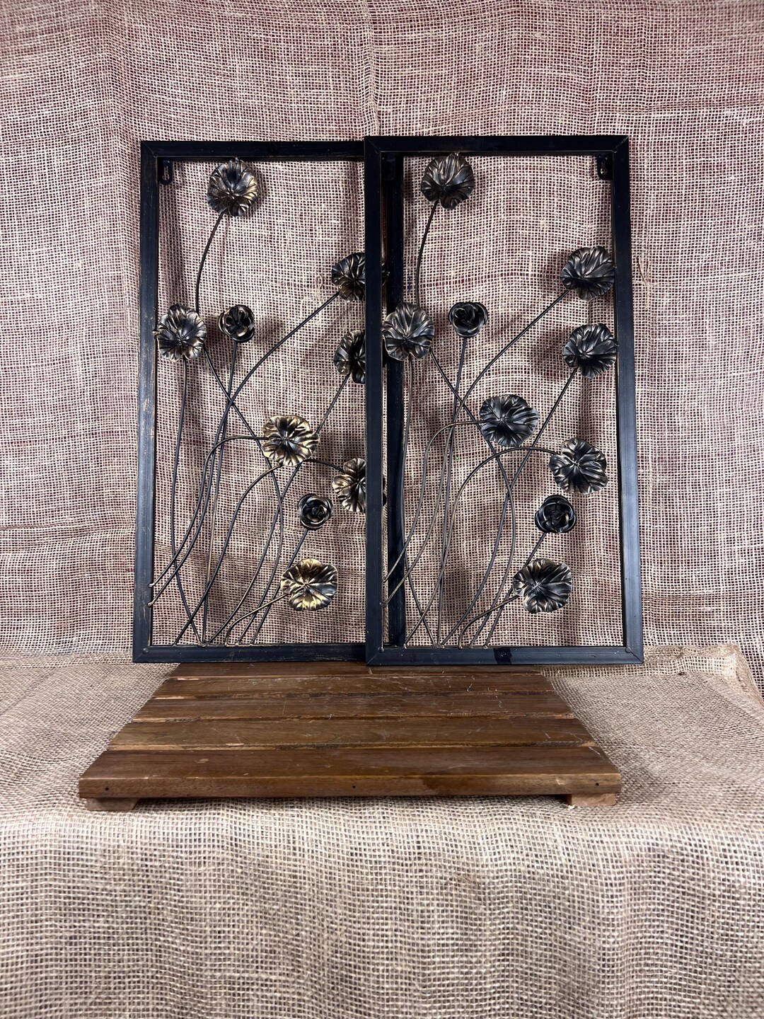 Metal Floral Home Wall Decor~ Black Frame - Black Flowers With Gold ...