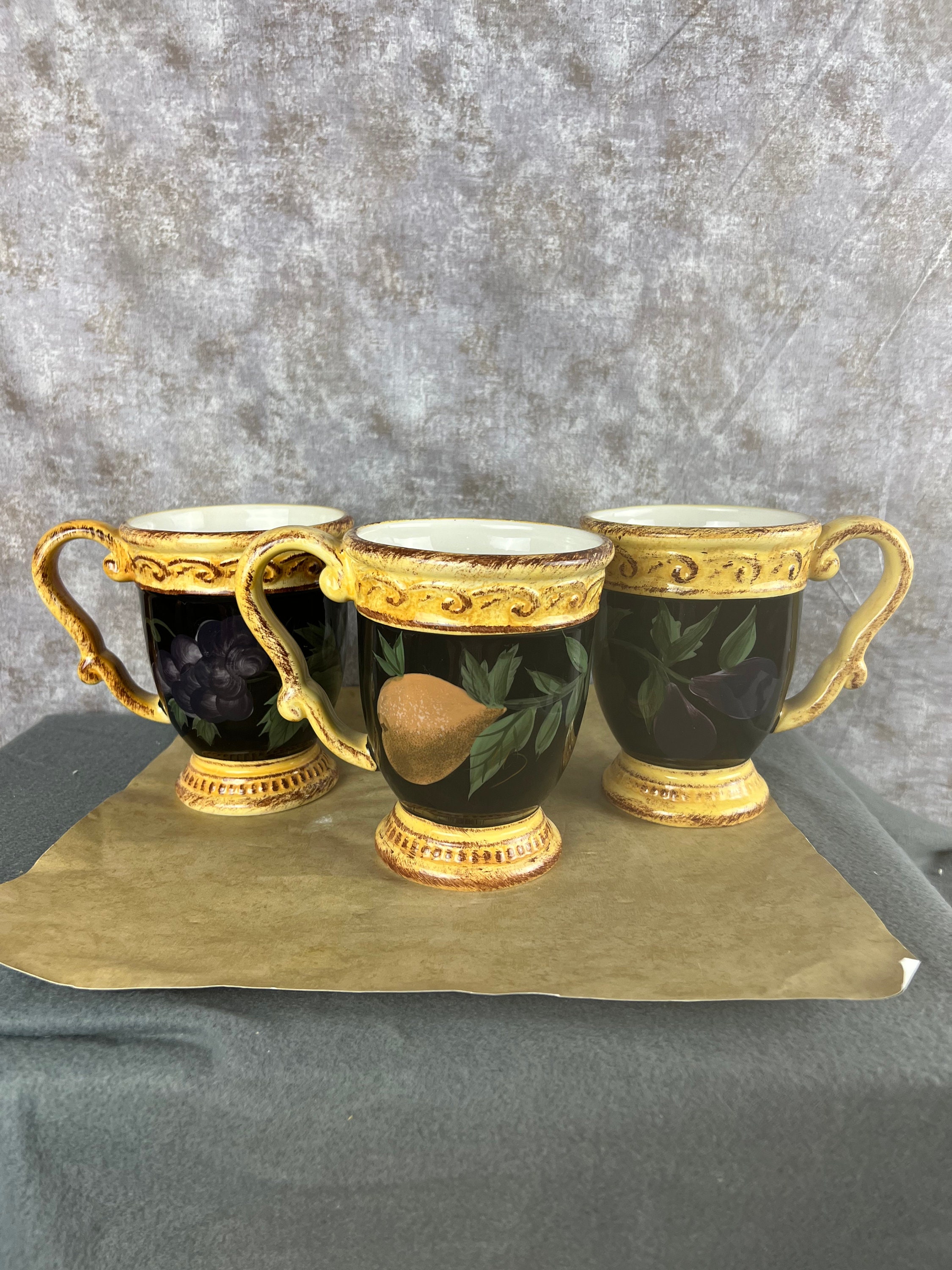 Set of 4 I. Godinger & Co Coffee Mugs Still Life Fruits Series