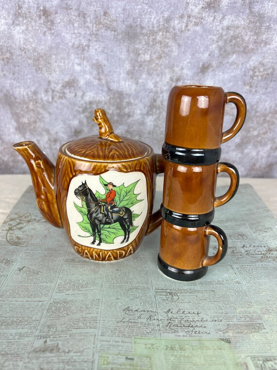 Vintage Ceramic Souvenir of Canada Teapot With Three Matching Etsy