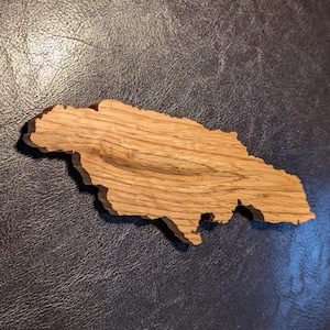 Jamaica Magnet in Solid Oak