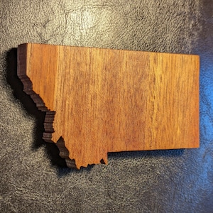 Montana Magnet in Solid Mahogany