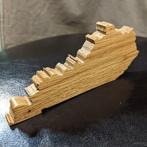 Kentucky Magnet in Solid Oak