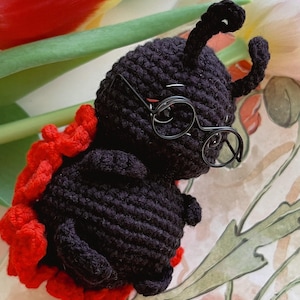 Mini Amigurumi toy, Crochet bug pattern, PDF tutorial in English