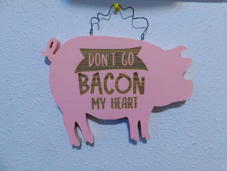 Pig Wall Plaque Wooden Wall Hanging Farmhouse Decor image 1