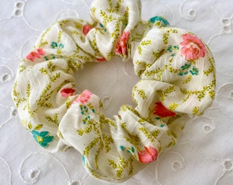 Vintage Scrunchie Dainty Upcycled Hair Accessory Coquette Prints Gift for Her Vintage Scrunchy Antique Gift Gift Wrap