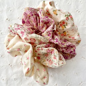 Scrunchy Gift Set Romantic Floral Scrunchies Floral Handmade Gift for Her Aesthetic Accessory with Free Gift Wrap Scrunchy XL