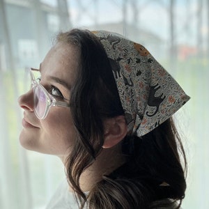 Spooky LIGHT Halloween Bandana for Women Black Cats Hair Kerchief White Bandana Orange Green Witchy Closet White Scarf Pink Black Skeletons