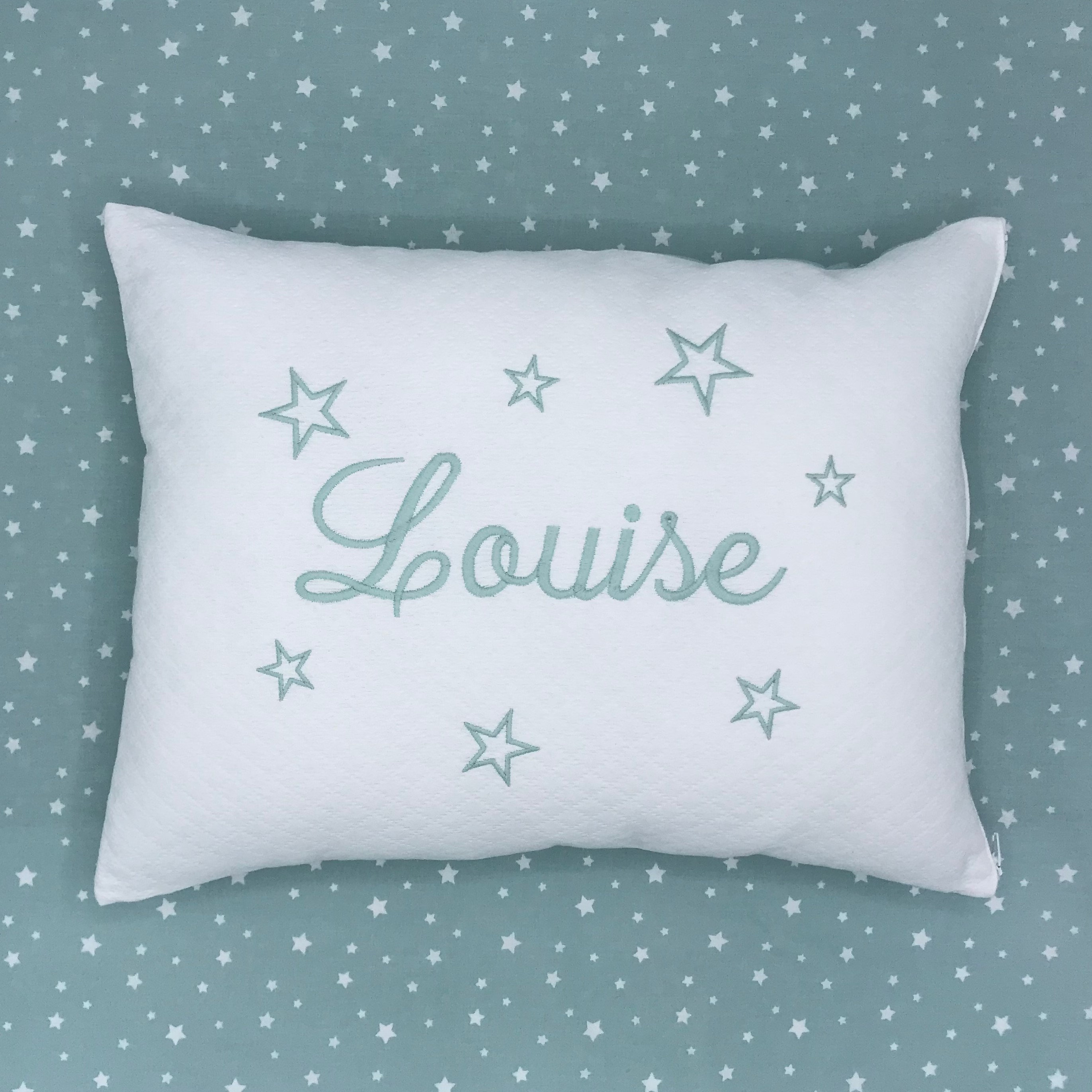 Coussin Brodé Personnalisé - Étoiles Céladon