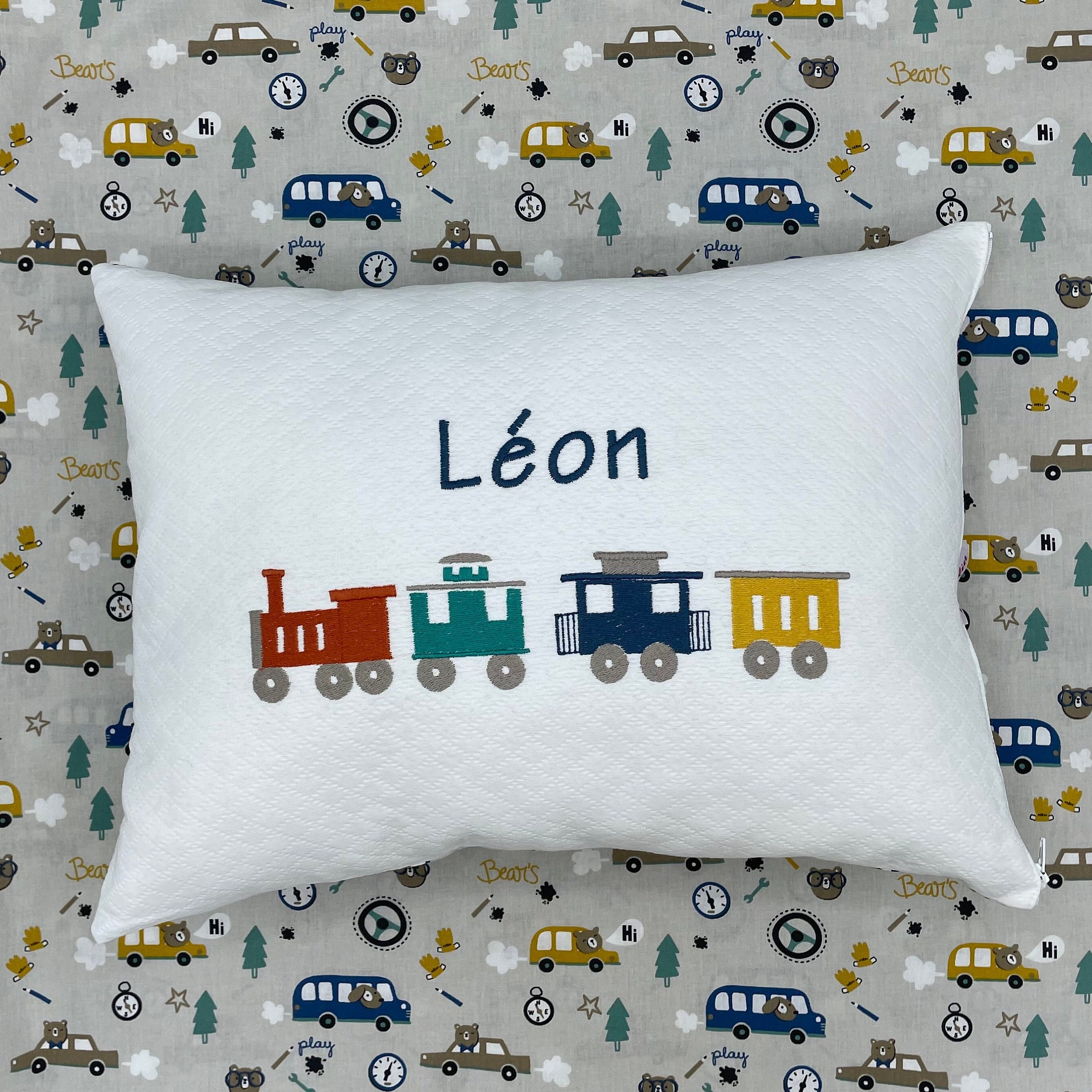 Coussin Brodé Personnalisé - Train