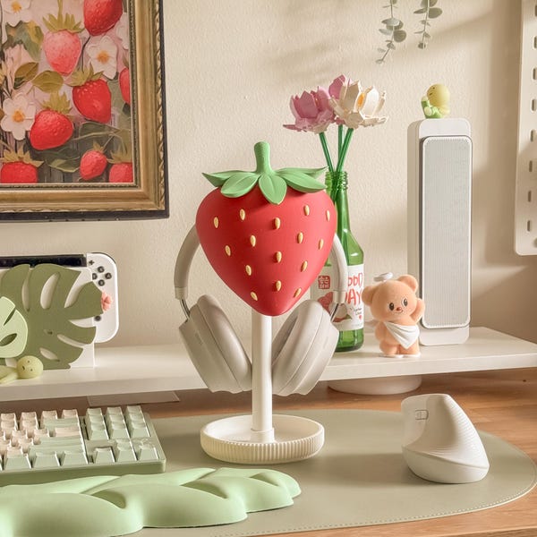 Stojak na słuchawki w kształcie truskawki: akcesorium do biurka gamingowego Kawaii