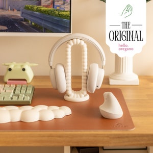 The Cloud Headphone Stand Bring Your Cozy Desk Setup to New Heights image 1