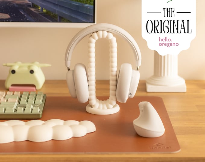 The Cloud Headphone Stand - Bring Your Cozy Desk Setup to New Heights
