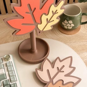 Fall Leaves Headphone Stand: 3D Printed Autumn Desk Decor image 2