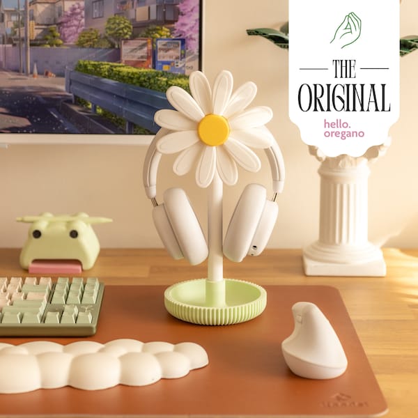 Daisy Headphone Stand  Perfect For  A Cozy Desk Setup