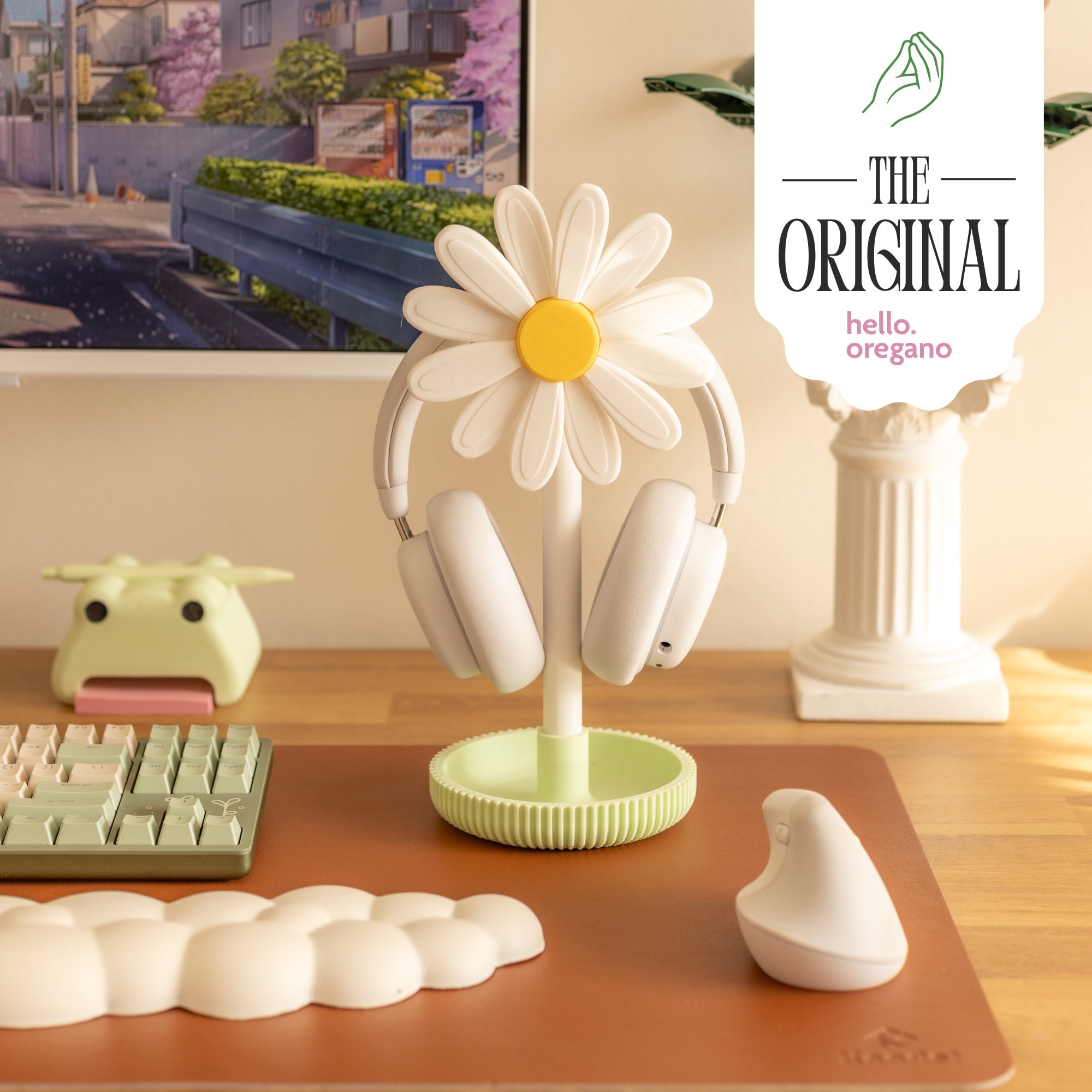 Daisy Headphone Stand: Original Kawaii Cozy Desk Decor, Plant