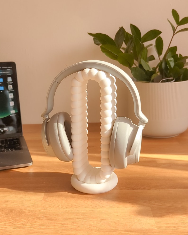 The Cloud Headphone Stand Bring Your Cozy Desk Setup to New Heights image 8