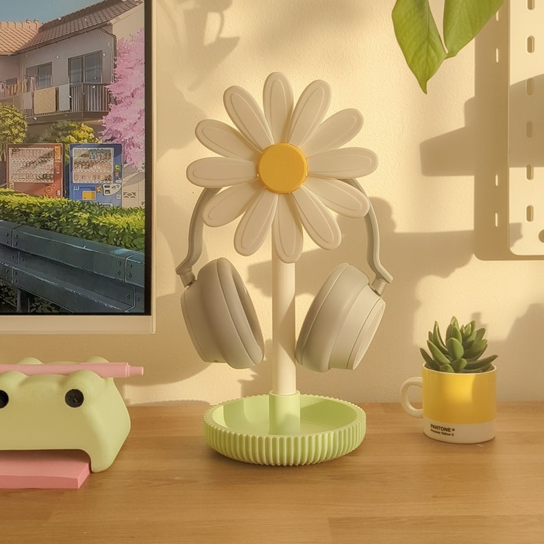 Daisy Headphone Stand: Original Kawaii Cozy Desk Decor, Plant Lover Gift image 4