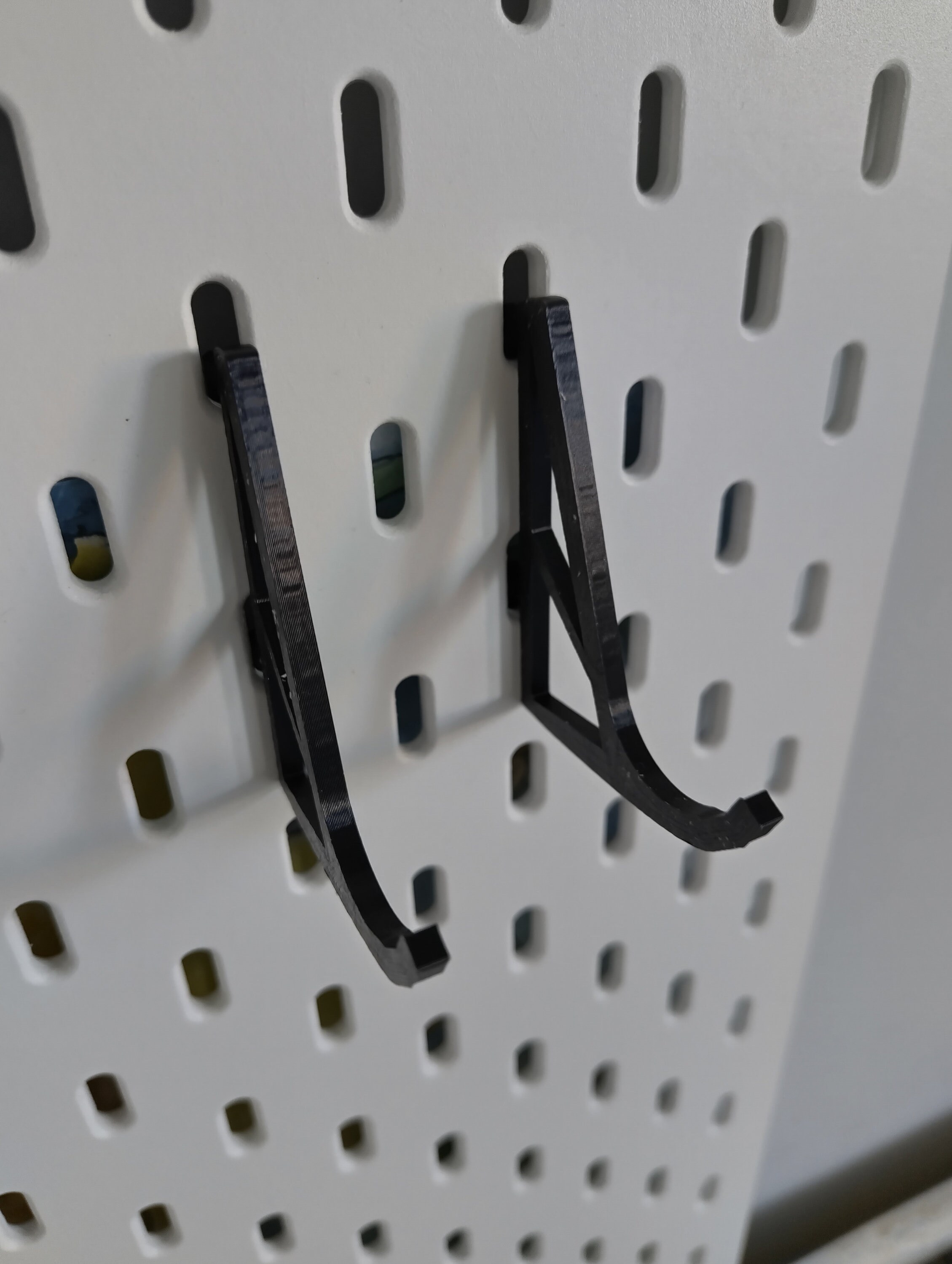 2x IKEA SKADIS Pegboard Hooks for Xbox One and PS5 Controllers Stocking