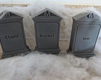 Small Personalised Grave Stone - Perfect for Halloween, Party Favours and Decorations - Traitors