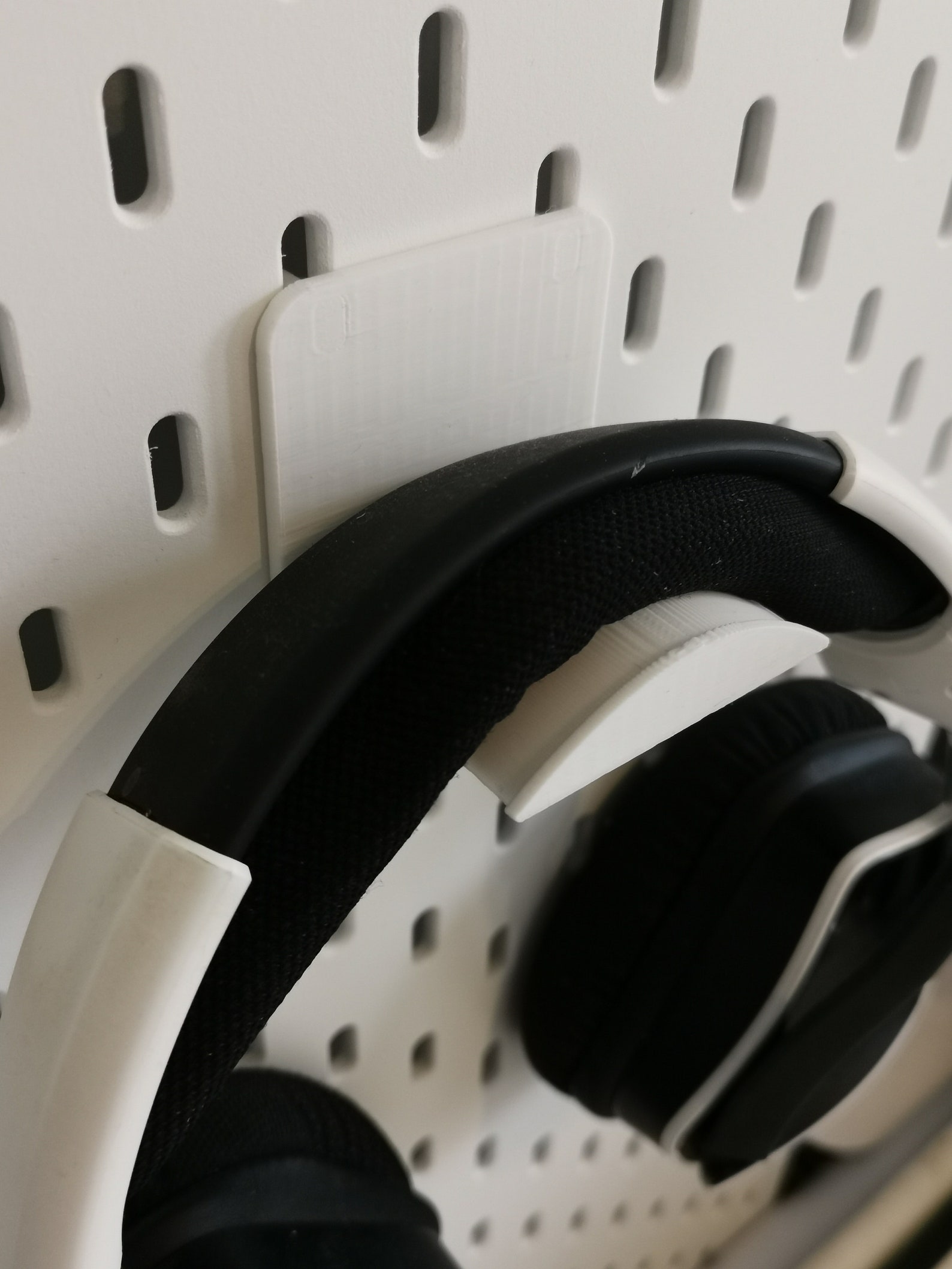 IKEA SKADIS Pegboard Headphone Holder blanco Auriculares NO incluidos