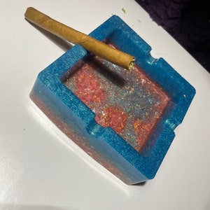 Square epoxy resin ashtray