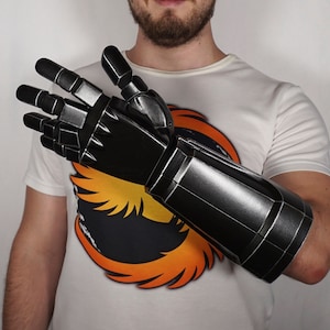 Mechanical arm, Guts