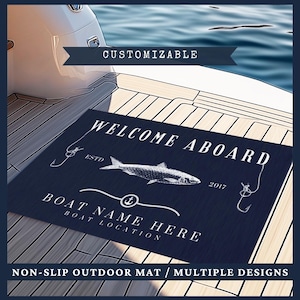 Felpudo de bienvenida personalizado con temática de barco y decoración náutica.