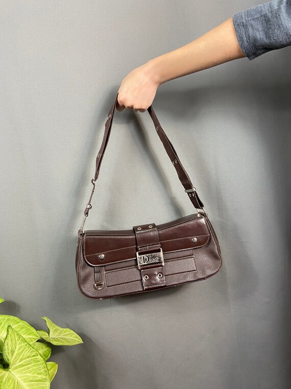 D style brown leather tote bag