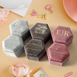 Aangepaste trouwringdoos | Fluwelen verlovingsringdoos | Ringdoos met monogram | Voorstelringdrager | Gepersonaliseerde trouwringdoos | Beste cadeau