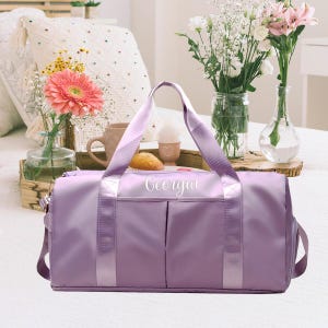 Personalisierte Reisetasche, Geschenke für sie, gestickte Yoga Reisetasche,, benutzerdefinierte Weekender Tasche, Reisetasche, erste Sporttasche, Krankenhaustasche, Geschenk