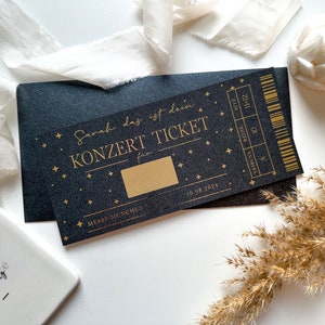 Concertvoucher Personaliseerbaar Zwart • Concertticket cadeau-idee • Concertticket verpakking • Concertvoucher bij kaarslicht