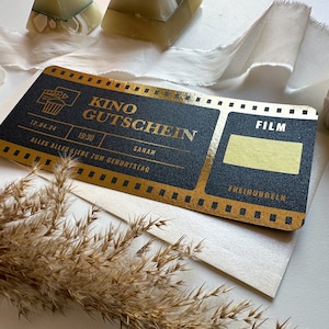 Entrada de Cine EDICIÓN NEGRA Personalizable | Tarjeta para rascar | Regalo para los amantes del cine | Sorpresa | Fanático del cine | Cupón