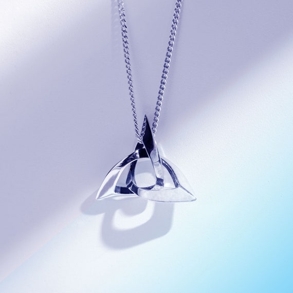 Triquetra Geometric Pendant/ Minimalist Math Jewelry/ Modern - Main Image