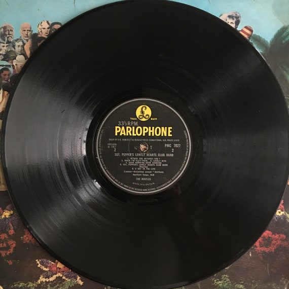 新品LPレコードビートルズ　Sgt ペパーズロンリーハーツクラブバンド サージェント・ペパーズ・ロンリー・ハーツ・クラブ・バンド