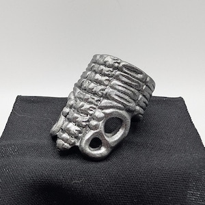 Papa V Perpetua Ribcage Slide