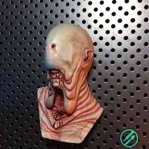 PALE MAN Magnet Pan&#39;s Labyrinth Magnet