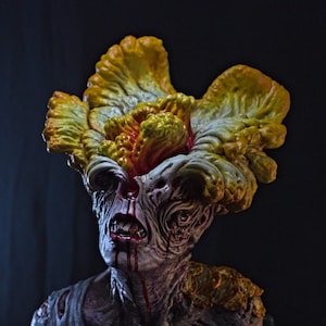 CLICKER The last of us Bust statue Original
