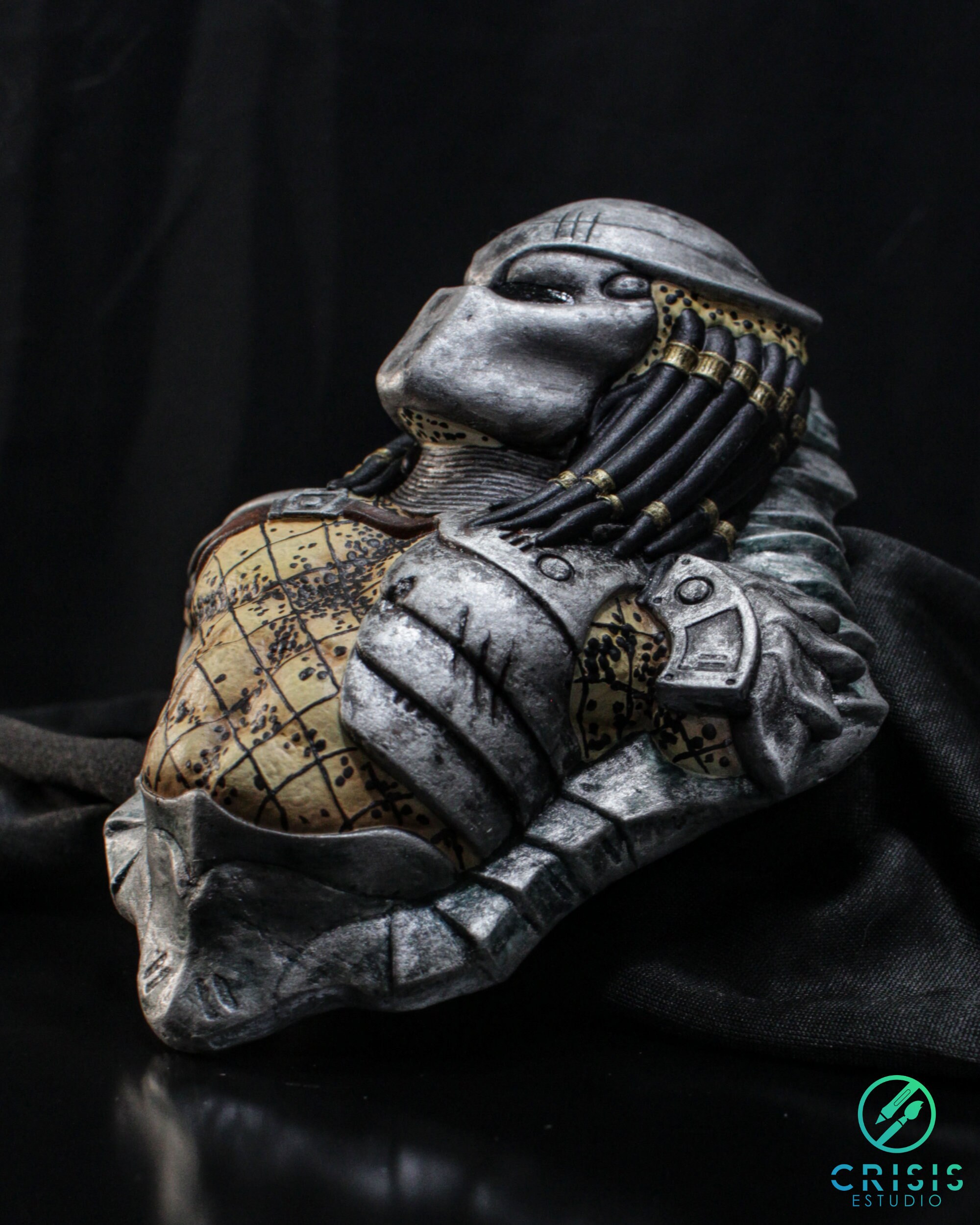 PREDATOR RESIN FIGURE (wall hanging) - Etsy 日本