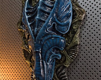 Hogdseirrs Alien Wall Relief – Zinn-Finish, Stehende Alien-Figur – Wanddeko Für Sci-Fi-Fans