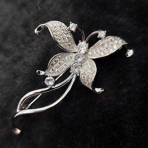 Butterfly Crystal Brooch - Gold & Silver Sparkling Pin - Elegant Insect Jewelry Gift for Her - Butterfly Rhinestone Insect Pin for Women