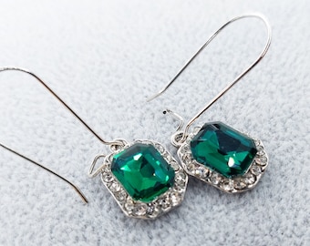 Emerald Green Rhinestone Earrings - Vintage Style Bridal Jewelry
