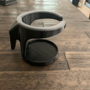 BMW i3 cup holder