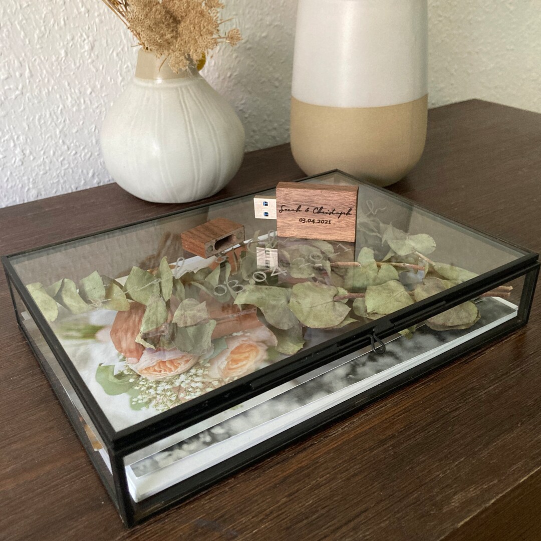 Erinnerungsbox schwarz personalisiert Glasbox Schmuckkästchen