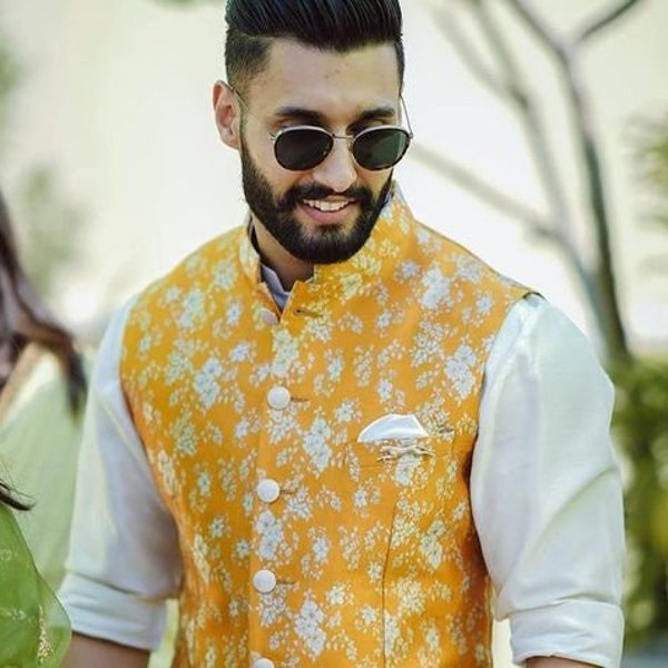 Haldi Dress Men Yellow Waistcoat Mehendi Waistcoat Groomsmen Kurta Jacket Groomsmen Vest Yellow Vest For Men Nehru Jacket Wedding Jacket