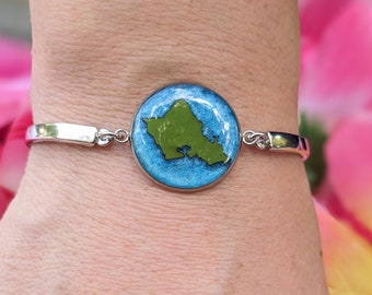 Oahu Hawaii Island Bracelet, Stunning Resin Silver Jewelry, Vacation Souvenir, Gift for Travelers and Beach Bums