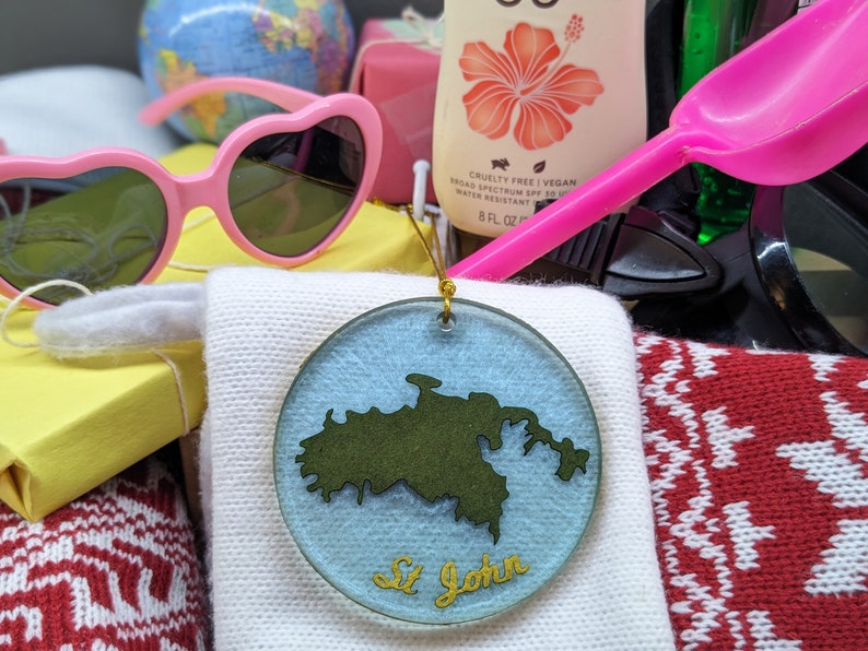 St. John USVI Resin Christmas Tree Ornament, Beautiful Island Silhouette With "St John"