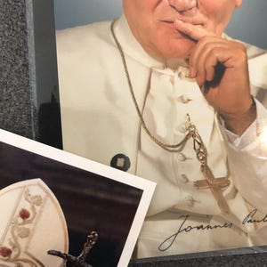 Saint John Paul II Relic Medal Pack - Third Class Relic Holy Card ...