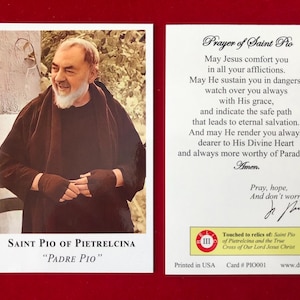 BULK PACK 50 KARTEN - Pater Pio Dritte Klasse Relikt Heilige Karte (berührt mit einem Relikt des Heiligen Pio von Pietrelcina) Beten Sie Hoffnung und machen Sie sich keine Sorgen