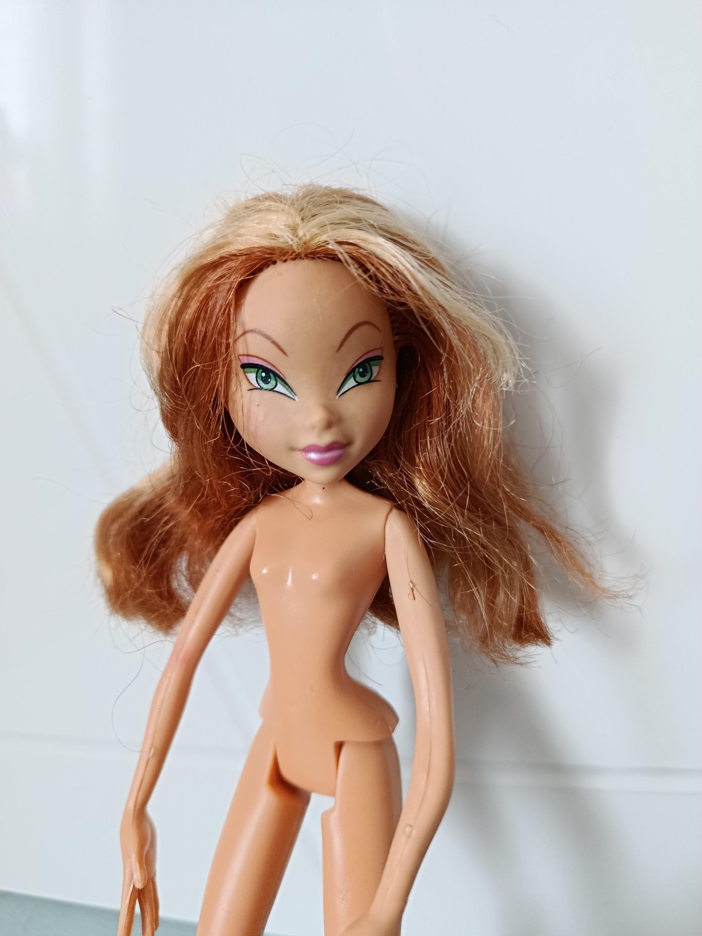 Poupée Winx Flora Enchantix Mattel - Rare, Avec Accessoires